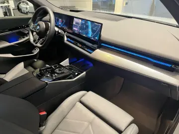 BMW 530e Limousine M Sportpaket Pro Bowers&Wilkins H