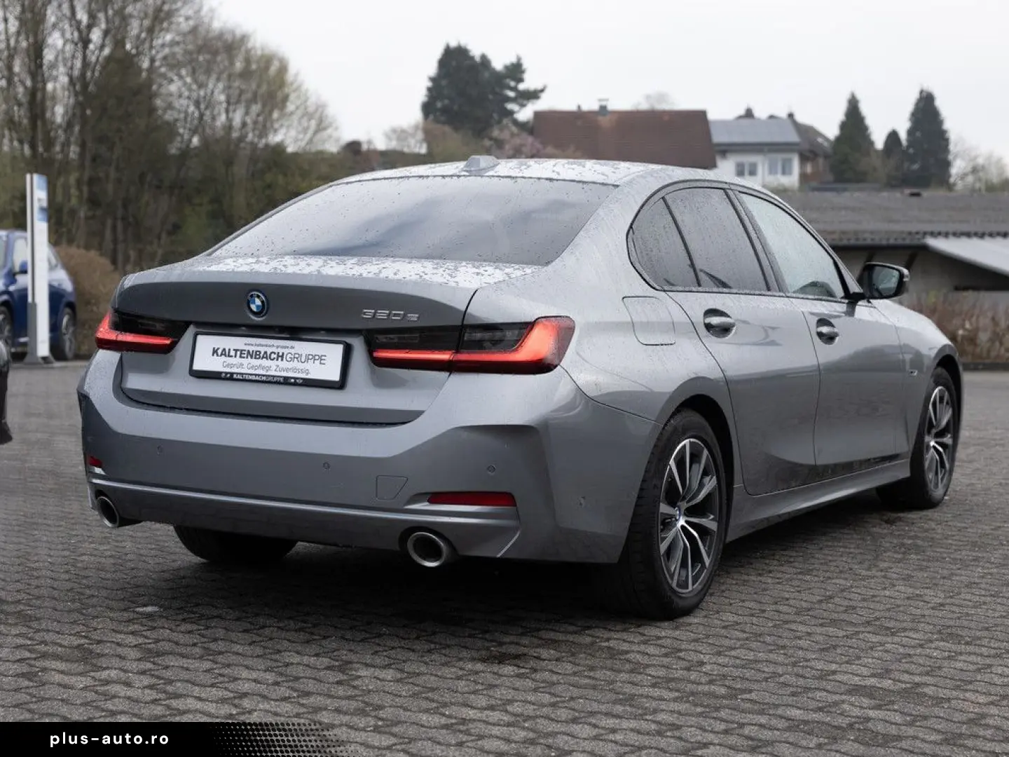 BMW 320e FACEL. NAVI HGSD KAMERA LED SHZ PDC MEMORY