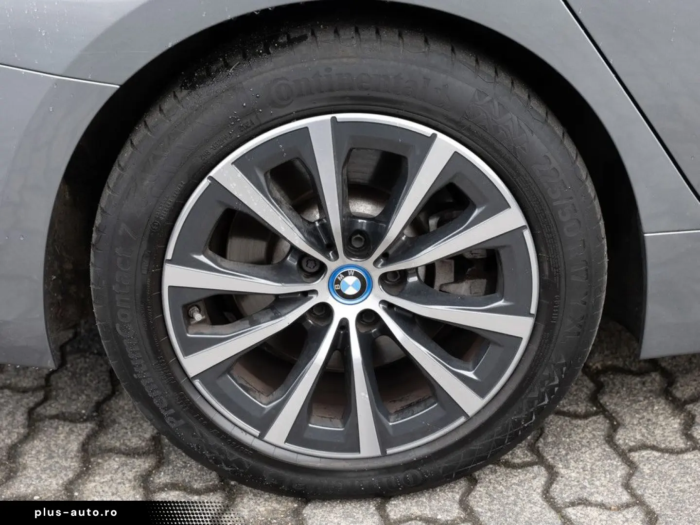 BMW 320e FACEL. NAVI HGSD KAMERA LED SHZ PDC MEMORY