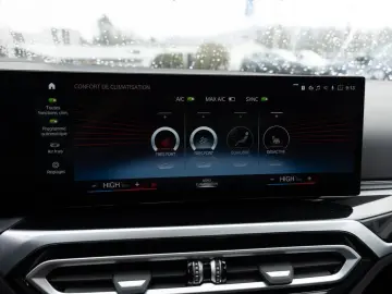 BMW 320e FACEL. NAVI HGSD KAMERA LED SHZ PDC MEMORY