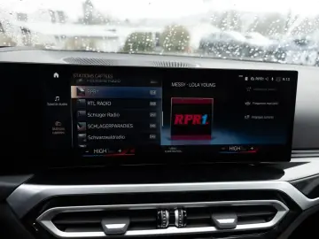 BMW 320e FACEL. NAVI HGSD KAMERA LED SHZ PDC MEMORY