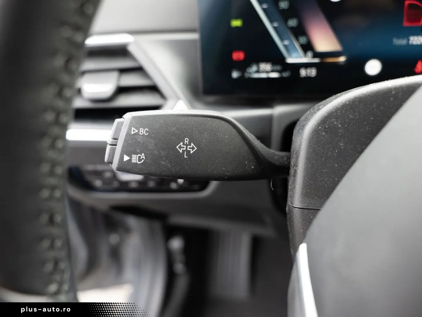 BMW 320e FACEL. NAVI HGSD KAMERA LED SHZ PDC MEMORY