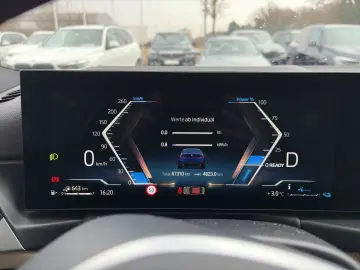 BMW 330e xDrive Limousine M Sport ACC LH Widscreen