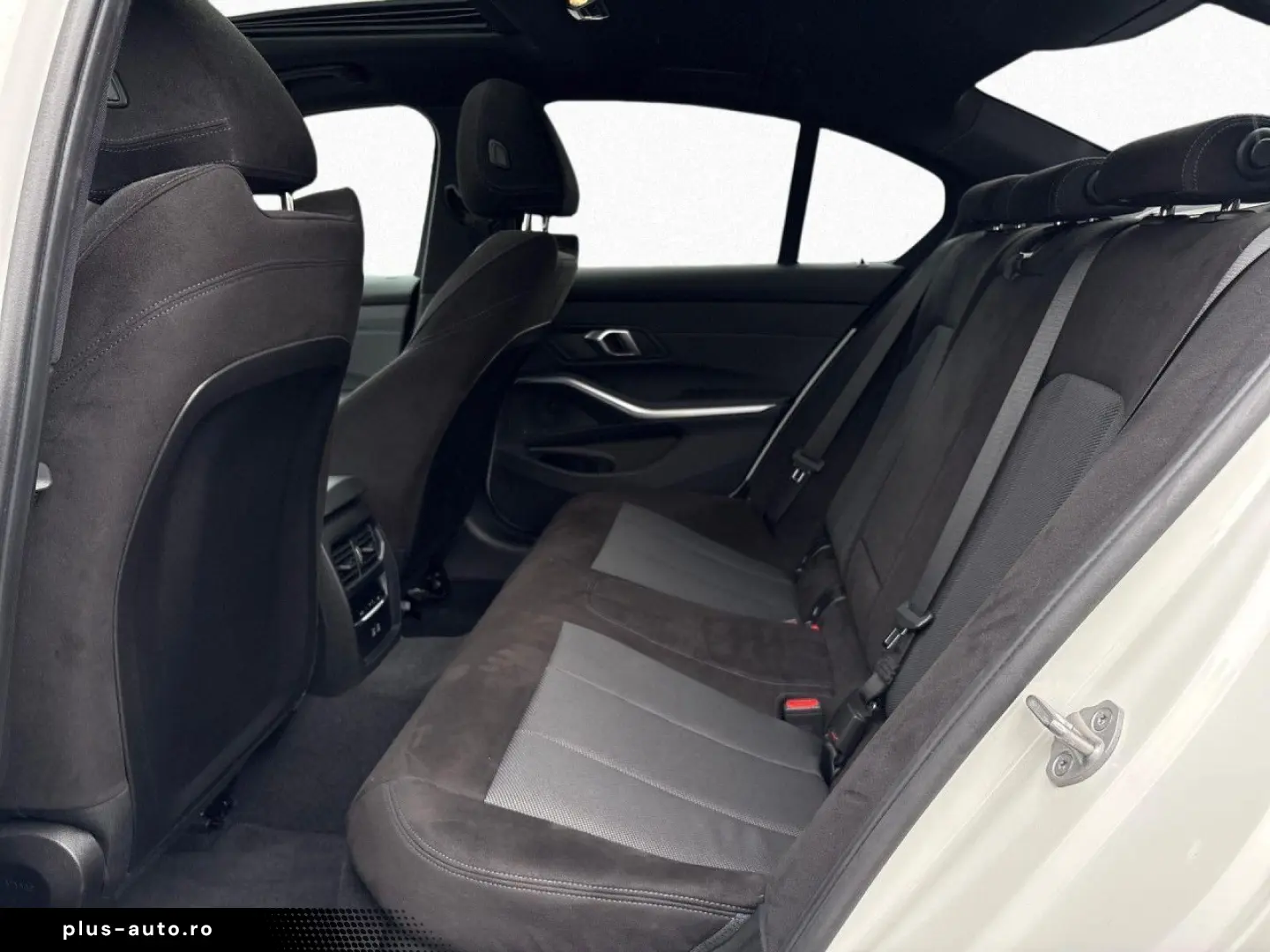 BMW 330e xDrive Lim M SPORT AdLED GSD 360  HUD HiFi