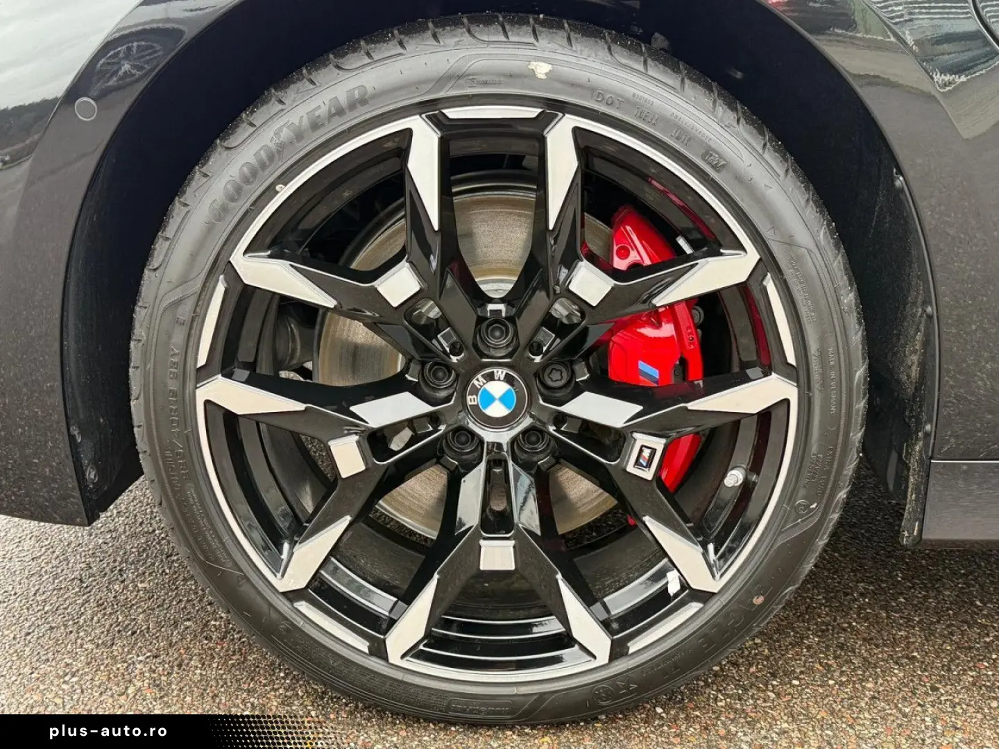 BMW 330e xDrive M Sport Pro LED Inno Paket 19