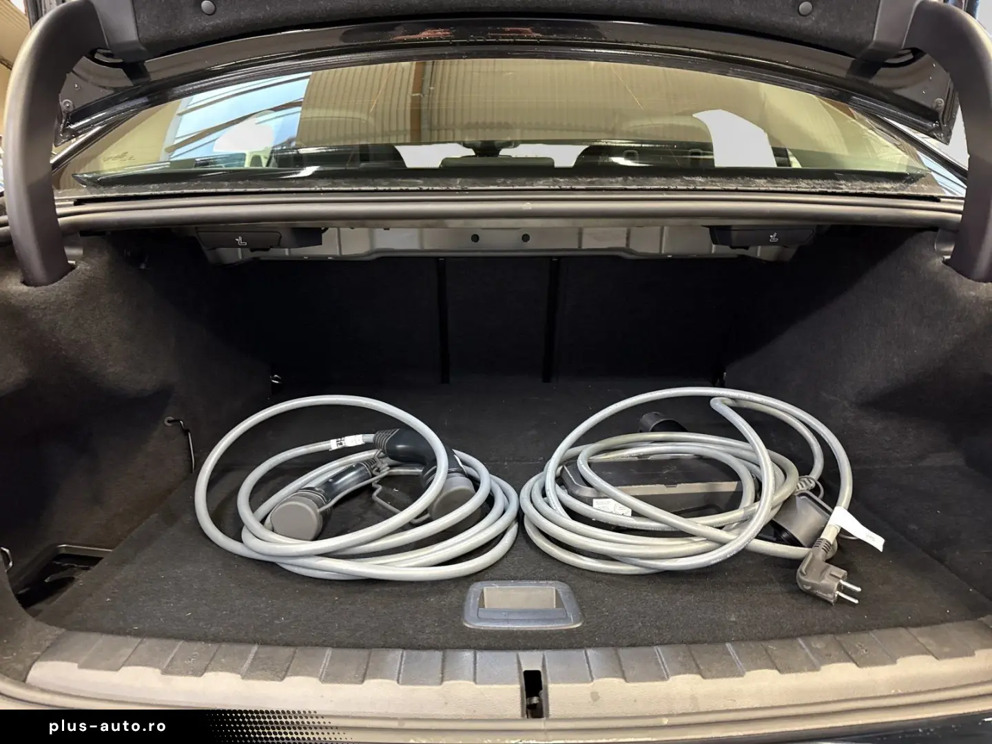 BMW 330e Lr. 325 - br. o.Anz. 42Mon 5`Km p.A.