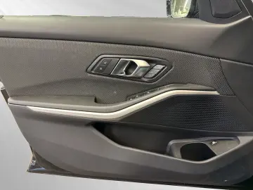 BMW 330e Lr. 325 - br. o.Anz. 42Mon 5`Km p.A.