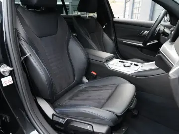 BMW 330e Limo M Sport Widescreen Navi LED HiFi