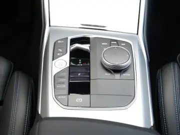 BMW 330e Limo M Sport Widescreen Navi LED HiFi