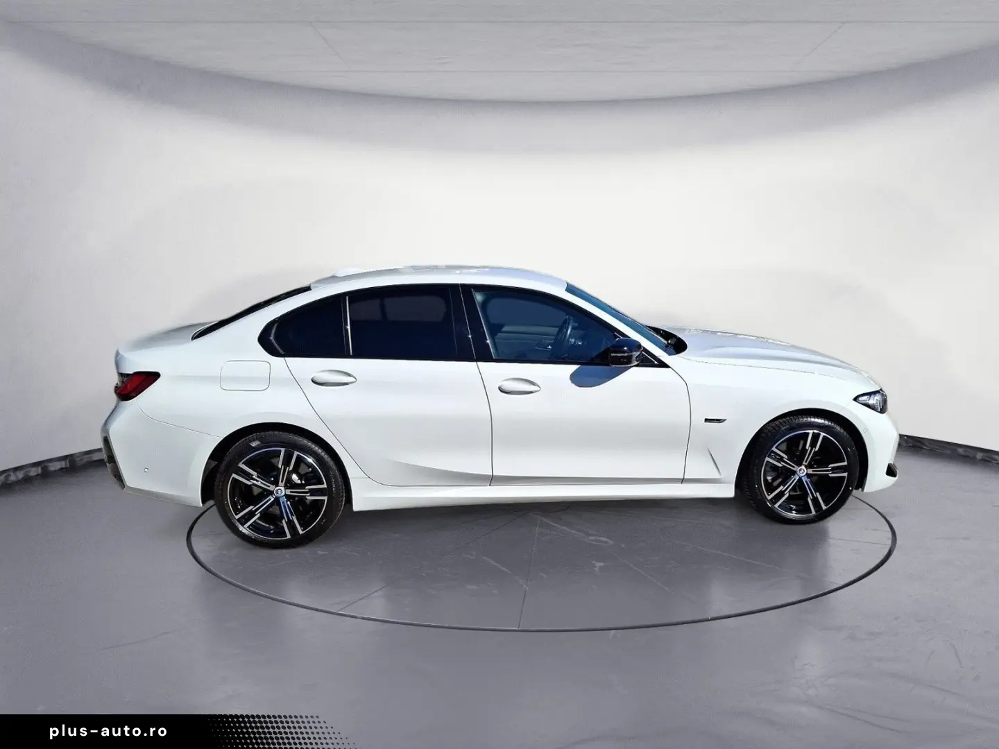BMW 330e xDrive Automatik M Sportpaket Sport Aut.