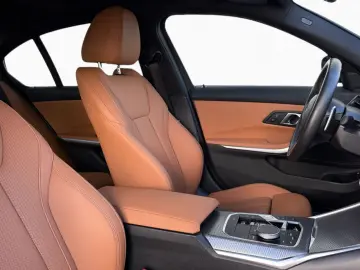 BMW 330e Lim. M Sport AHK GSD RFK HiFi DA Sportpaket