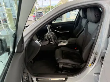 BMW 320e M Sportpaket LED HUD CAM AHK DAB