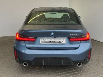 BMW 330e Lim. M Sport Navi.LED.360 .KomfZg.Glasdach