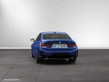 BMW 330e M Sport Glasdach Head-Up H K