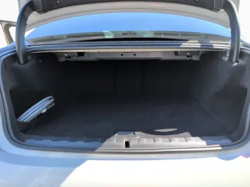 BMW 330e Limo M SPORT LiveProf St Go HiFi RFK Memory