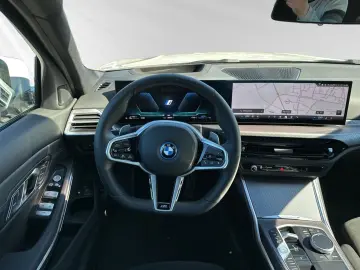 BMW 330e xDrive Limousine M Sport Head-Up DAProf.