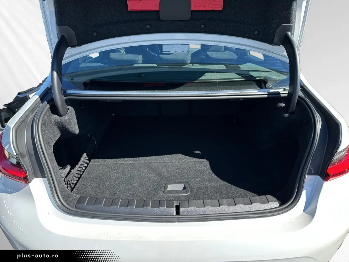 BMW 330e xDrive Limousine M Sport Head-Up DAProf.