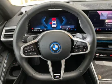 BMW 330e Limousine M Sport AHK Harman K Kamera LED