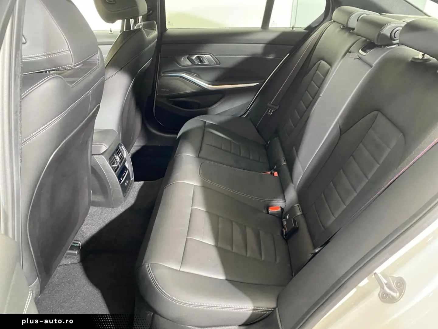 BMW 330e Limousine M Sport AHK Harman K Kamera LED