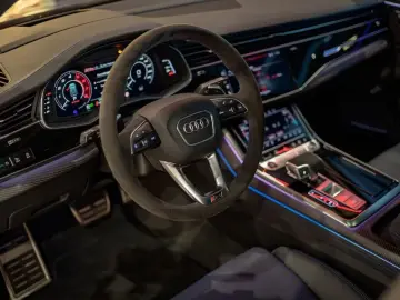 Audi RS Q8 Performance 640 PS