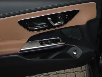 MERCEDES-BENZ CLE 220 d AMG Cabriolet 360  MBUX AHK Night 19