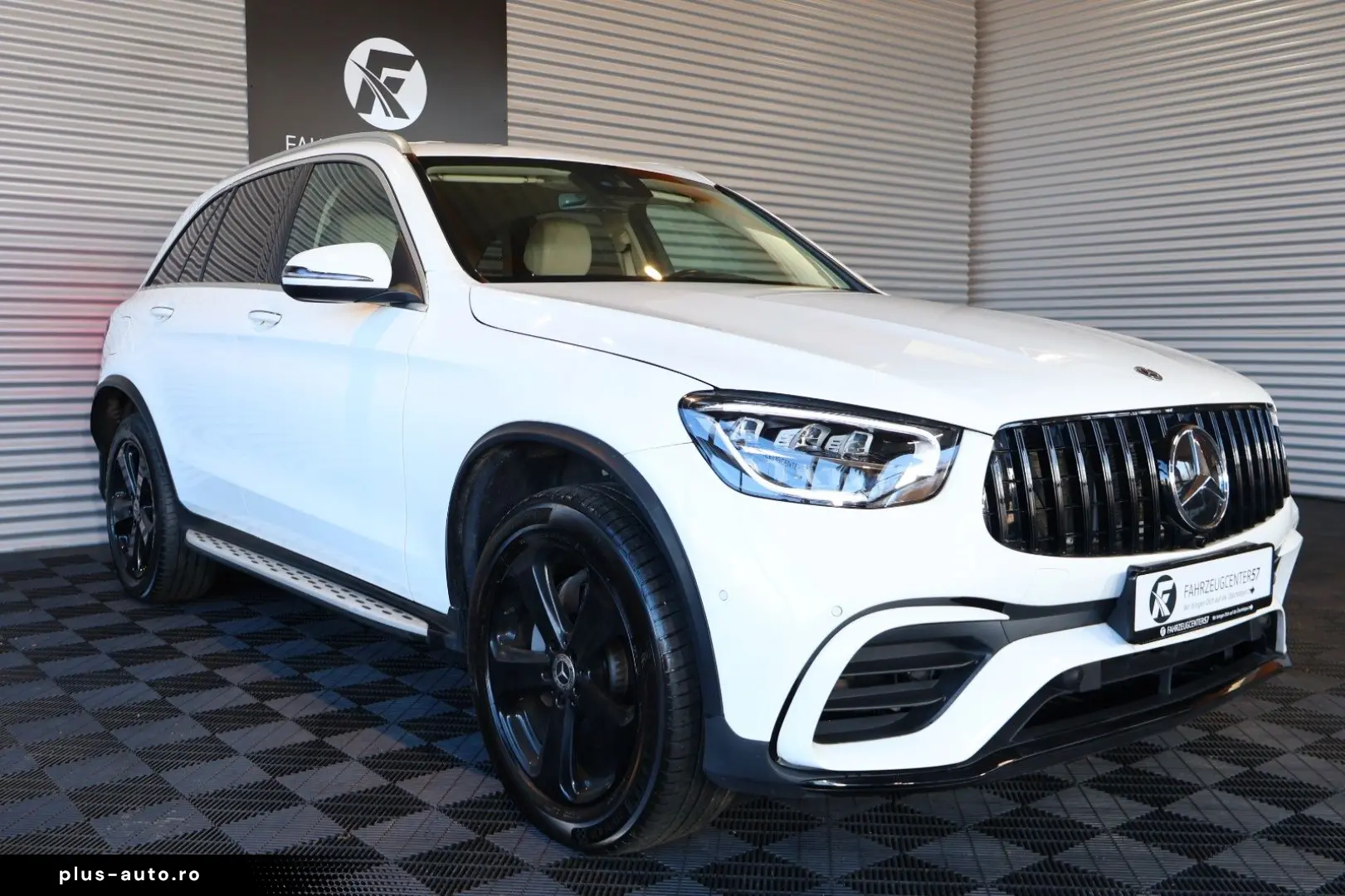 MERCEDES-BENZ GLC 300 4MATIC RÜCKFAHRKAMERA CARPLAY LED