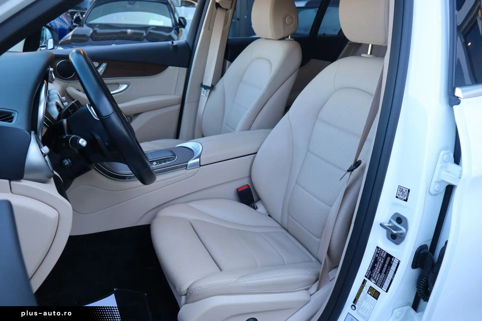 MERCEDES-BENZ GLC 300 4MATIC RÜCKFAHRKAMERA CARPLAY LED