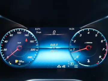 MERCEDES-BENZ GLC 300 4MATIC RÜCKFAHRKAMERA CARPLAY LED