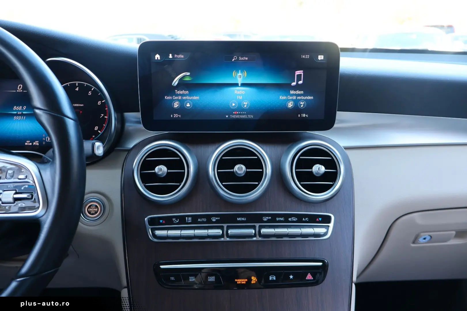 MERCEDES-BENZ GLC 300 4MATIC RÜCKFAHRKAMERA CARPLAY LED