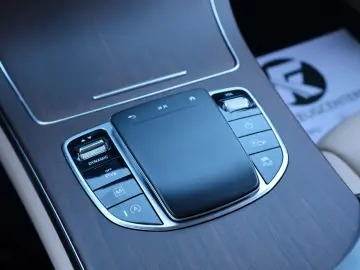 MERCEDES-BENZ GLC 300 4MATIC RÜCKFAHRKAMERA CARPLAY LED