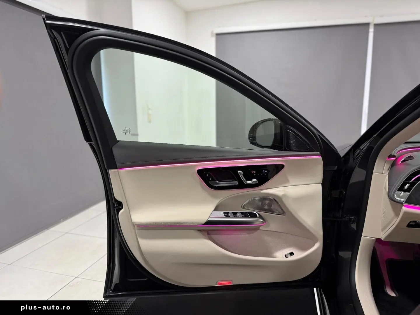 MERCEDES-BENZ E 400 e 4M Exclusive Premium Plus PANO&hellip;