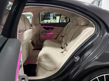 MERCEDES-BENZ E 400 e 4M Exclusive Premium Plus PANO&hellip;