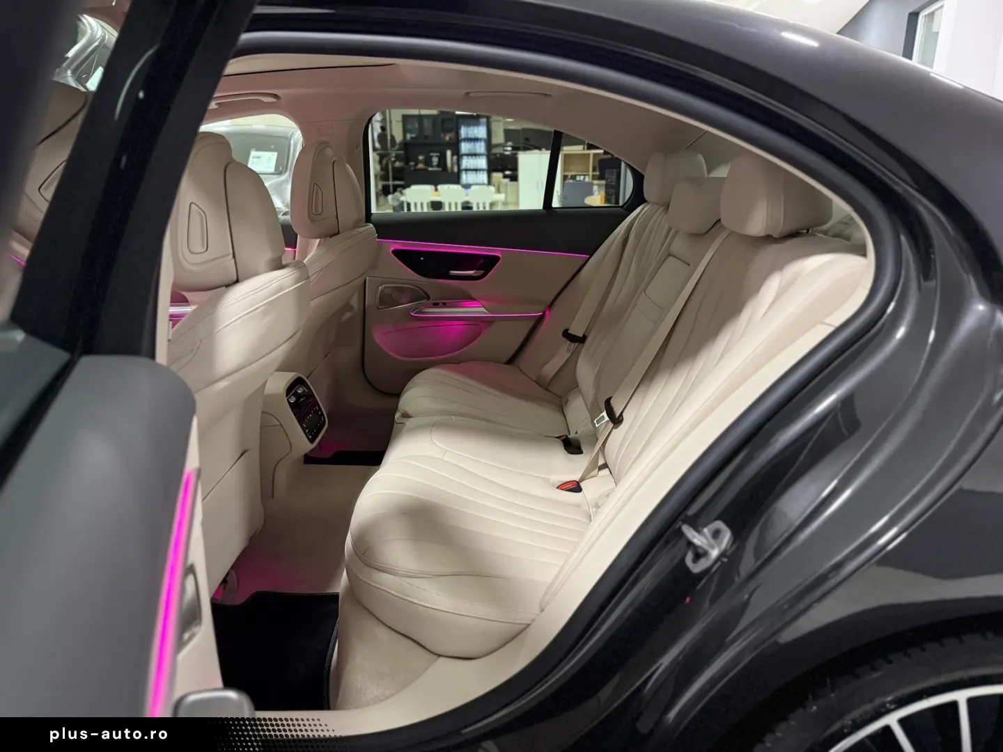 MERCEDES-BENZ E 400 e 4M Exclusive Premium Plus PANO&hellip;