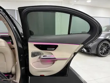 MERCEDES-BENZ E 400 e 4M Exclusive Premium Plus PANO&hellip;