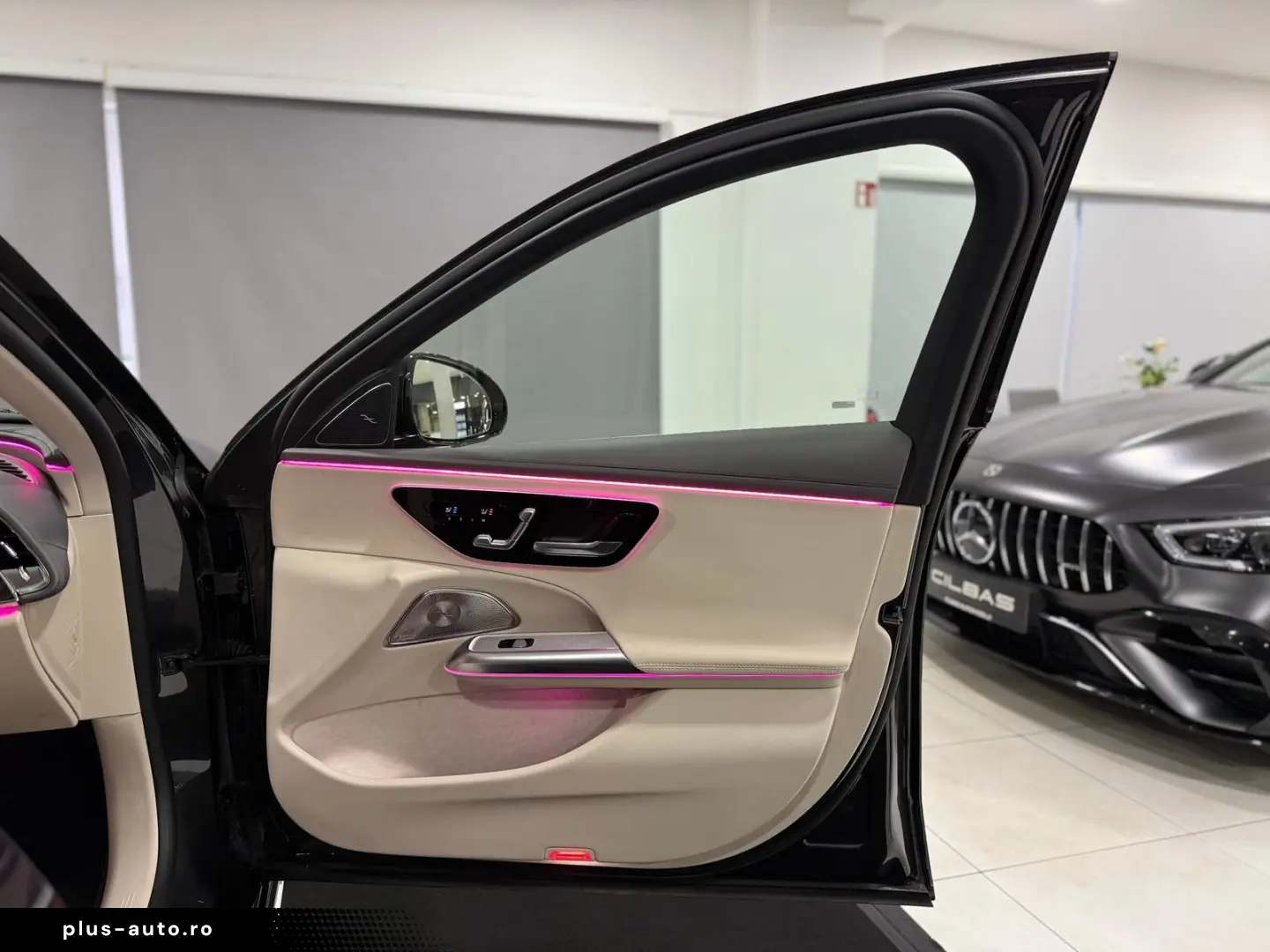 MERCEDES-BENZ E 400 e 4M Exclusive Premium Plus PANO&hellip;