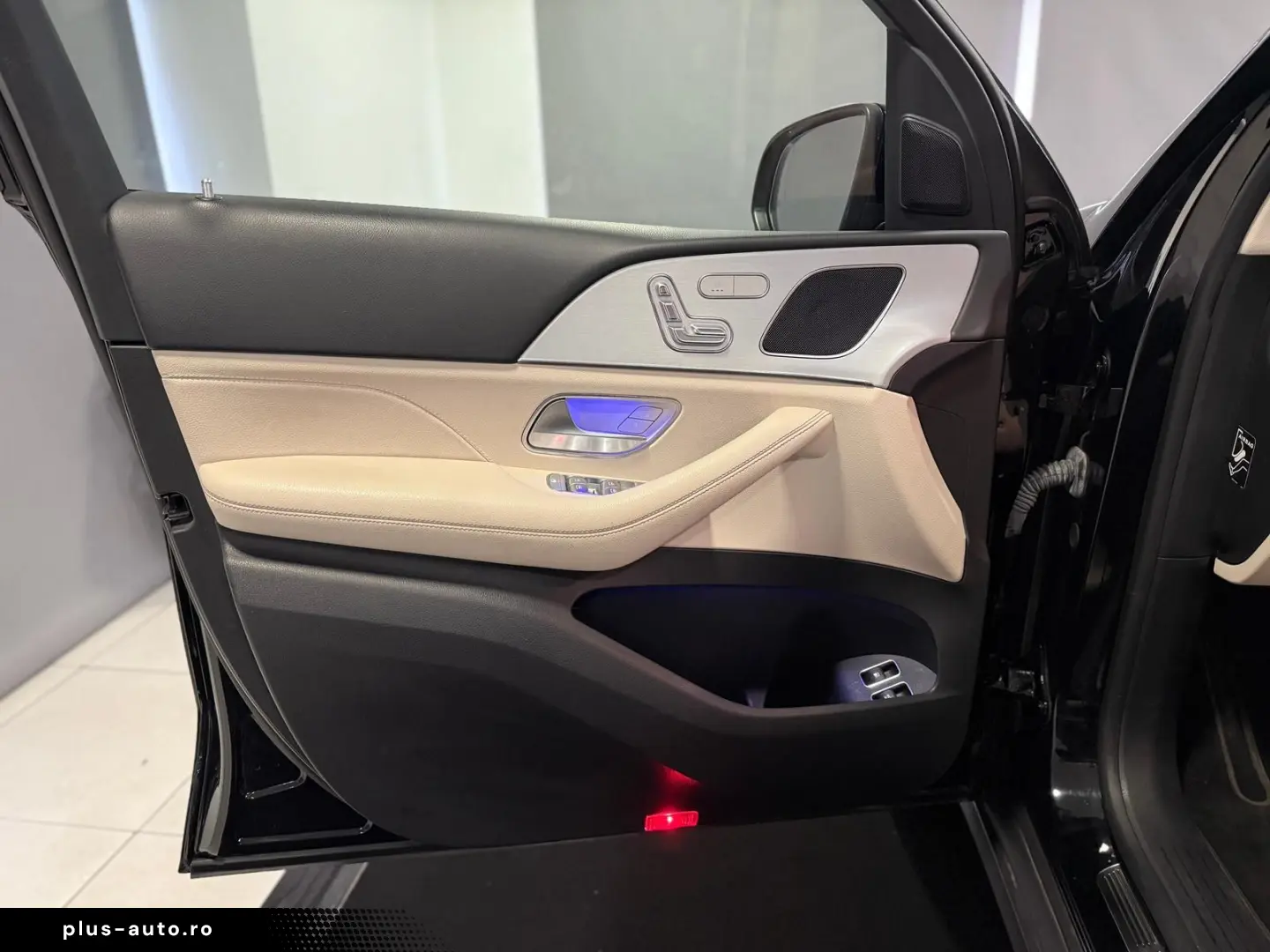 MERCEDES-BENZ GLE 350 e 4MATIC  PANO DIST 360 LEDER-BEIGE