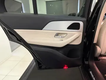 MERCEDES-BENZ GLE 350 e 4MATIC  PANO DIST 360 LEDER-BEIGE