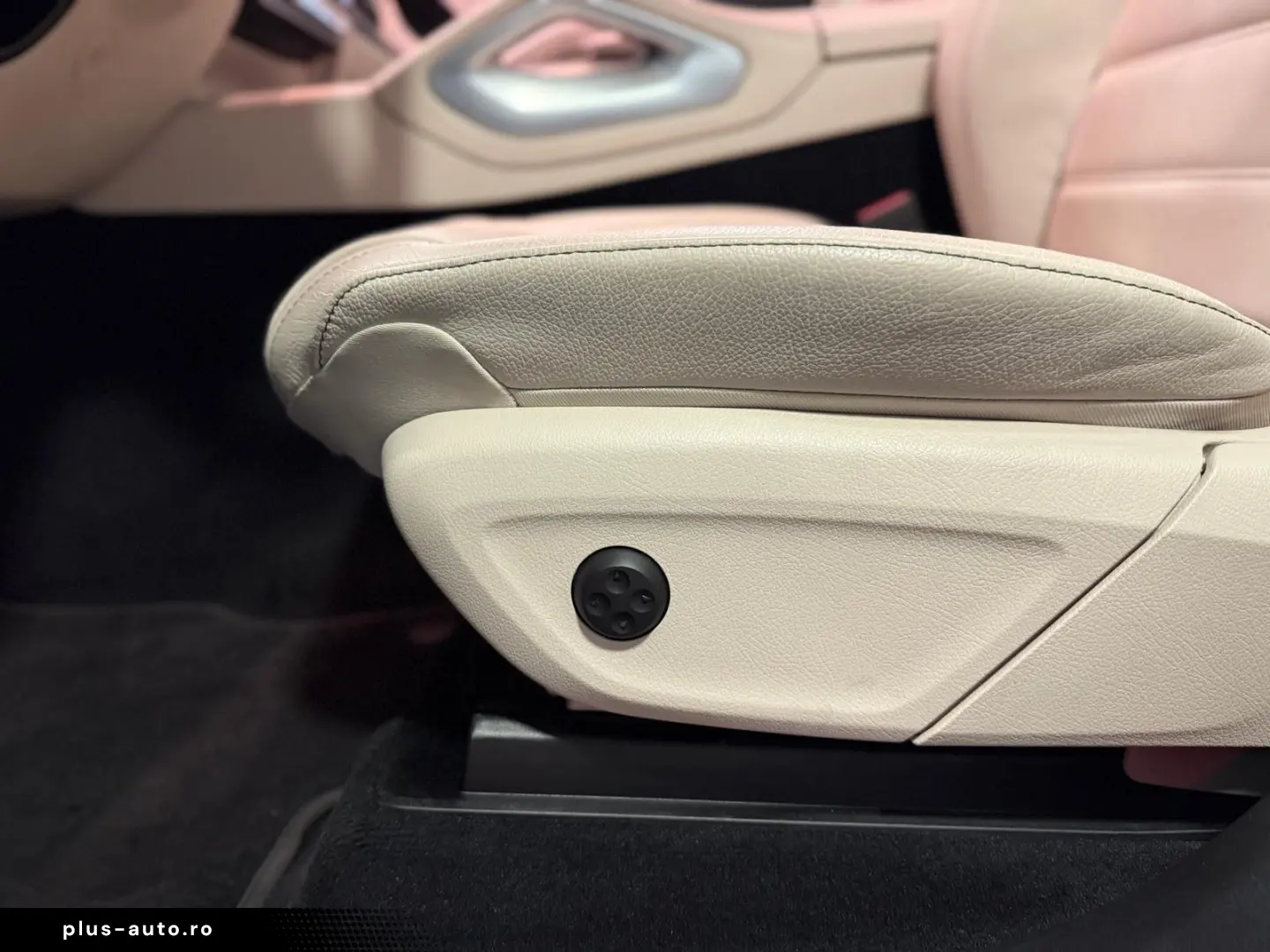 MERCEDES-BENZ GLE 350 e 4MATIC  PANO DIST 360 LEDER-BEIGE