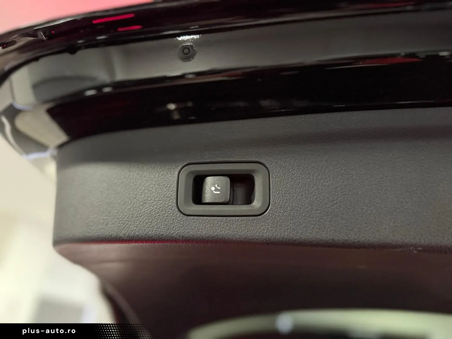 MERCEDES-BENZ GLE 350 e 4MATIC  PANO DIST 360 LEDER-BEIGE