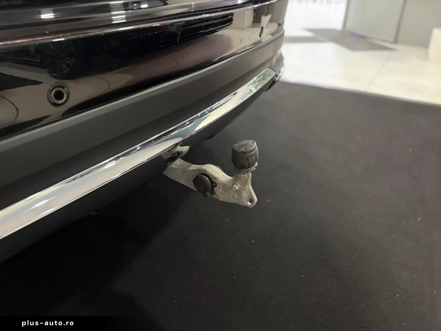 MERCEDES-BENZ GLE 350 e 4MATIC  PANO DIST 360 LEDER-BEIGE