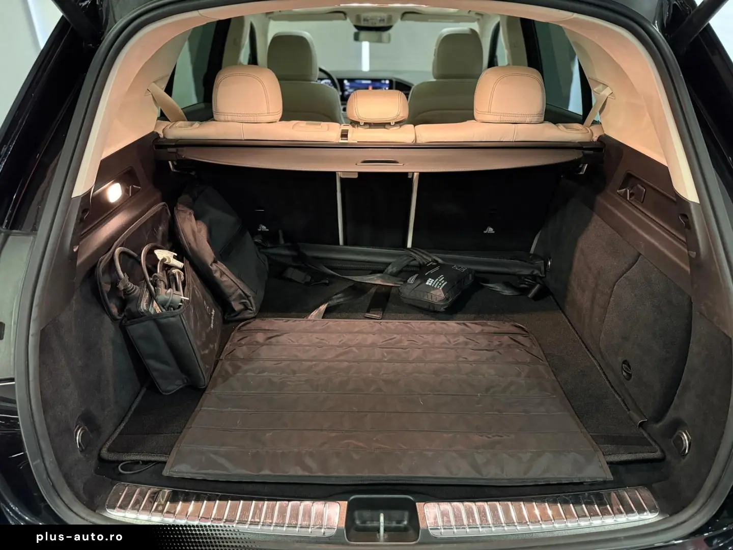 MERCEDES-BENZ GLE 350 e 4MATIC  PANO DIST 360 LEDER-BEIGE