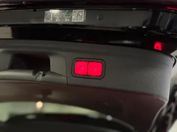 MERCEDES-BENZ GLE 350 e 4MATIC  PANO DIST 360 LEDER-BEIGE