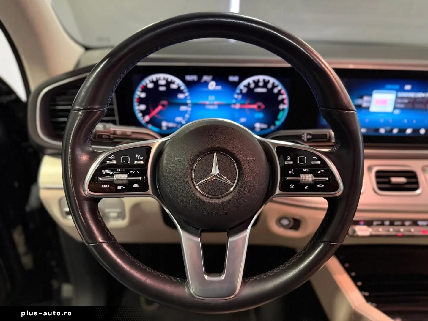 MERCEDES-BENZ GLE 350 e 4MATIC  PANO DIST 360 LEDER-BEIGE