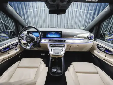 MERCEDES-BENZ V 300d 4MATIC EXCLUSIVE Extralang Luxussitze