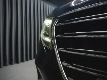 MERCEDES-BENZ V 300d 4MATIC EXCLUSIVE Extralang Luxussitze