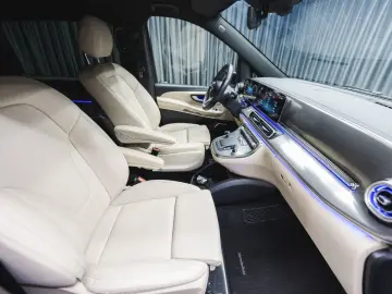 MERCEDES-BENZ V 300d 4MATIC EXCLUSIVE Extralang Luxussitze