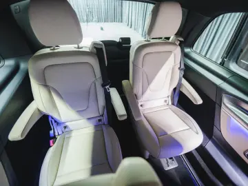 MERCEDES-BENZ V 300d 4MATIC EXCLUSIVE Extralang Luxussitze