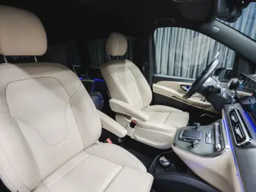 MERCEDES-BENZ V 300d 4MATIC EXCLUSIVE Extralang Luxussitze