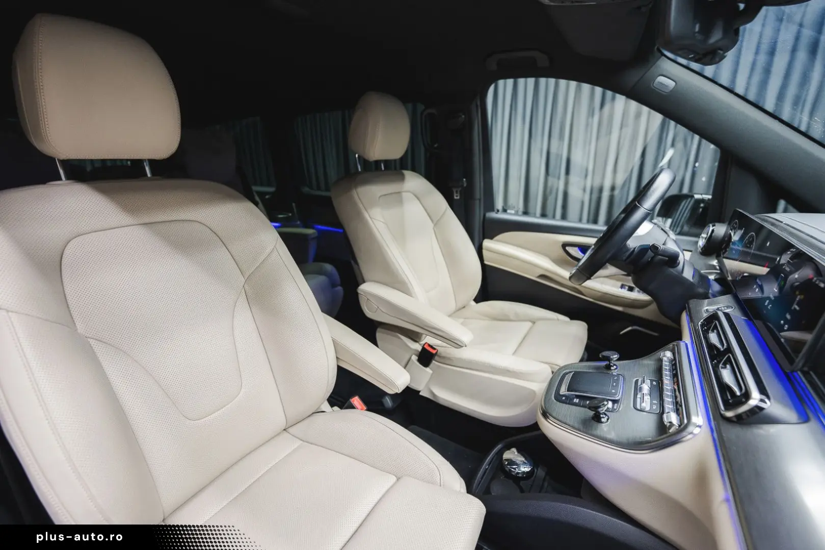 MERCEDES-BENZ V 300d 4MATIC EXCLUSIVE Extralang Luxussitze