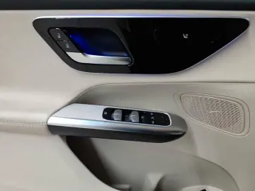 MERCEDES-BENZ GLC 200 4M-Avantgarde Advanced Leder